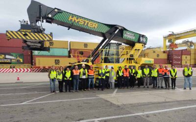 El hidrógeno ya mueve contenedores en el Puerto de València