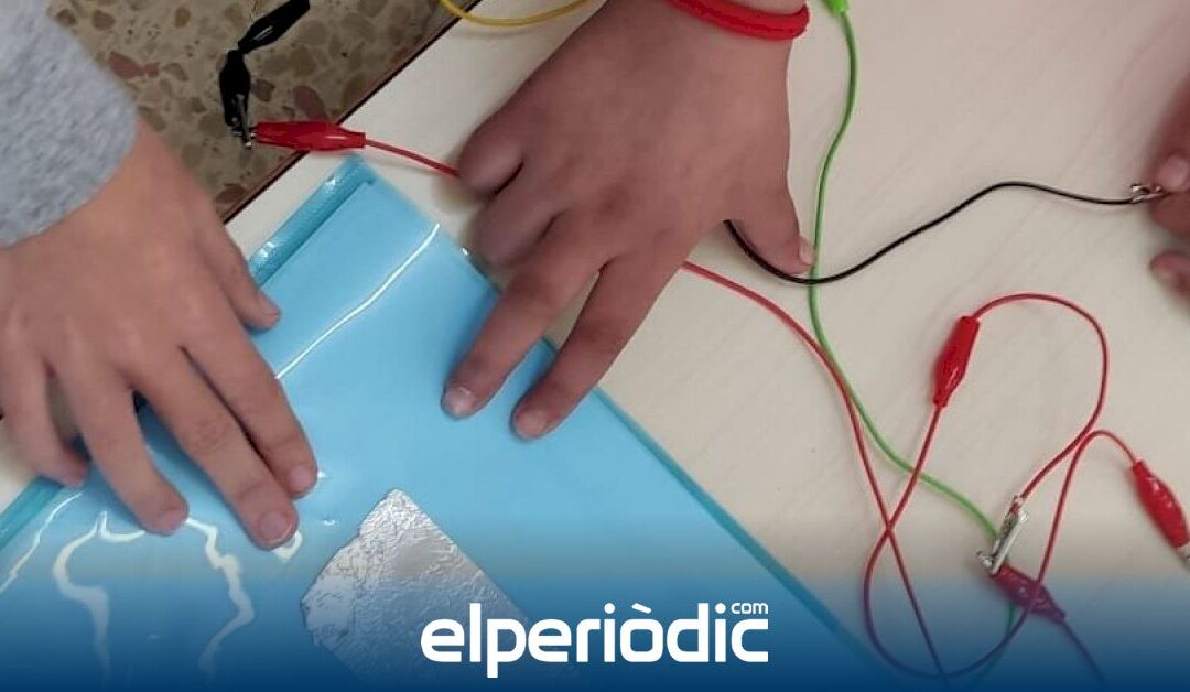 Los escolares de El Campello valoran y aplauden el trabajo de las mujeres en la ciencia