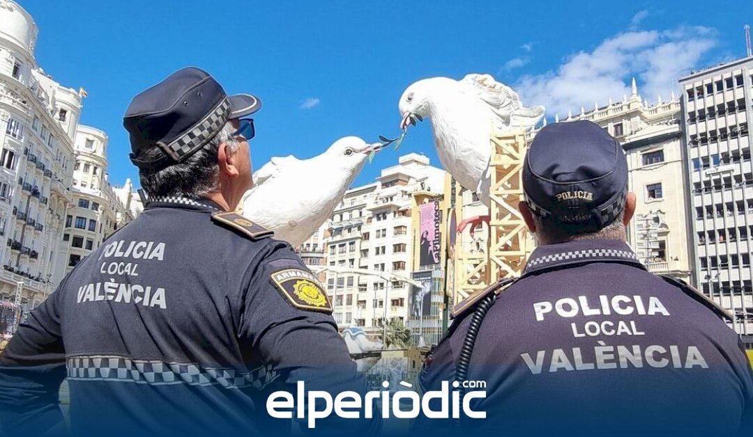 agrede a su esposa con su bebé en un bar