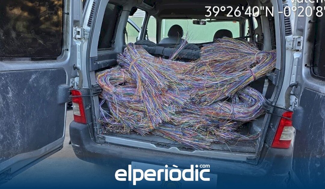 Tres detenidos por robar una tonelada de cable en Valencia