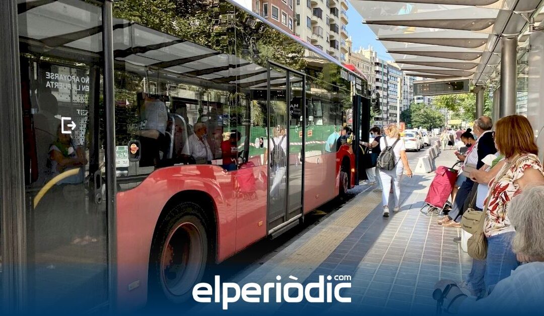 Nace un bebé a bordo de un autobús de la línea 93 de la EMT de Valencia