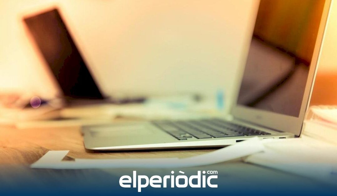 La Generalitat facilita a la ciudadanía la digitalización de su documentación en los puntos de atención y registro
