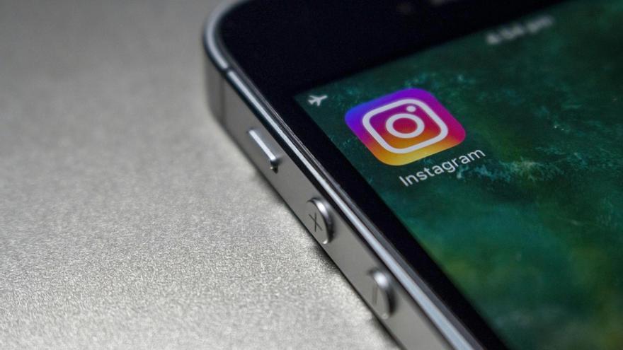 Instagram prueba las pausas publicitarias de 3 a 5 segundos en el ‘feed’ que no se pueden saltar