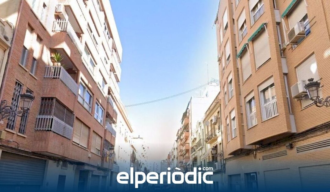 Sorprenden a dos jóvenes escondidos en un cuarto tras asaltar una vivienda en Valencia