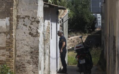 Asesinato degollado en València | Buscan a un violento delincuente antisocial como el asesino del puente de las Moreras