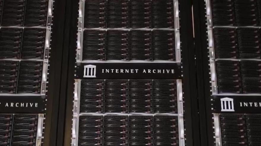 Un “catastrófico” ciberataque contra la gran biblioteca de Internet expone datos personales de 31 millones de usuarios