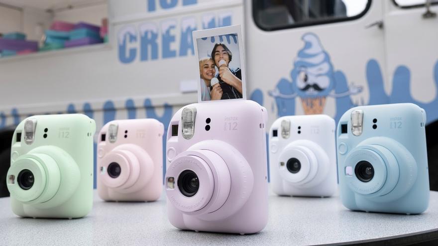 Impulsa toda tu creatividad con instax Mini 12
