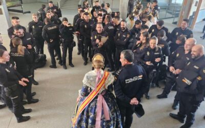 Ávila recibe a Berta y la corte como autoridades ciudadanas