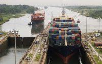 Trump quiere expulsar a Pekín del Canal de Panamá y, de paso, usarlo sin pagar