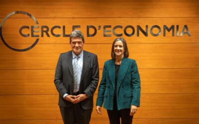 Escrivá destaca la ventaja competitiva que otorgan a España las energías renovables