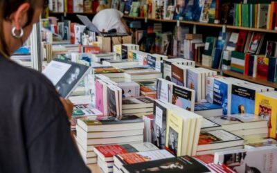 Todo lo que puedes hacer este fin de semana en la Feria del Libro de Valencia 2025