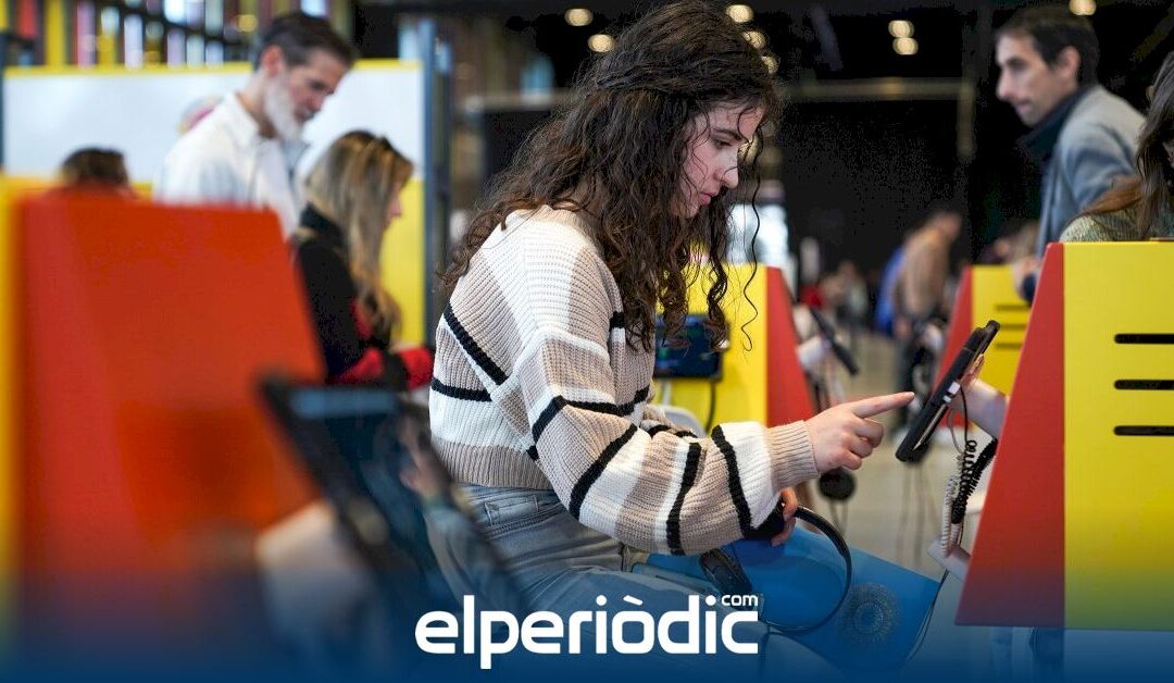 El estand de #ExperienciaINCIBE llega a Vila-real para capacitar en ciberseguridad a la ciudadanía