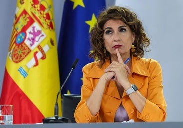 El origen del ‘caso Montoro’: «Operan como lobby al que importantes empresas se ven obligadas a contratar»